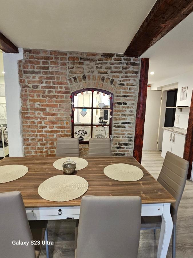 Ferienwohnung ,,Hinter Der Mauer" Hildburghausen Eksteriør bilde