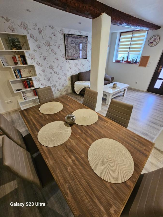 Ferienwohnung ,,Hinter Der Mauer" Hildburghausen Eksteriør bilde