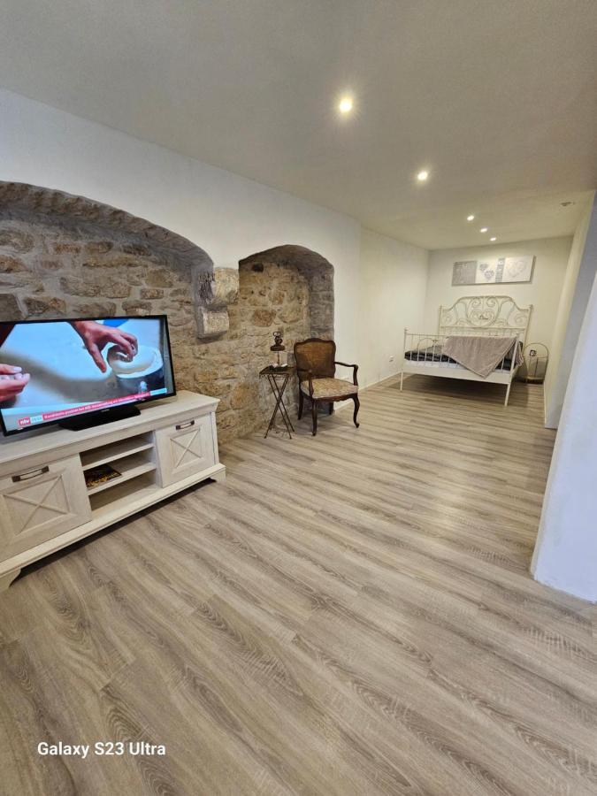 Ferienwohnung ,,Hinter Der Mauer" Hildburghausen Eksteriør bilde